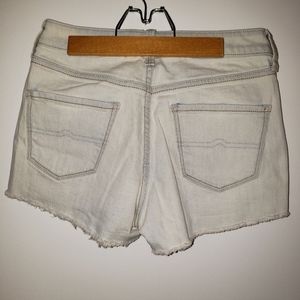 High-waisted Jean Shorts